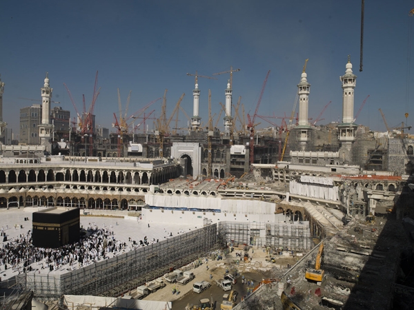 kabe nin çevresinin imara açılması