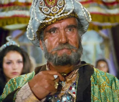 keloğlan filminde saray dışına çıkmayan padişah