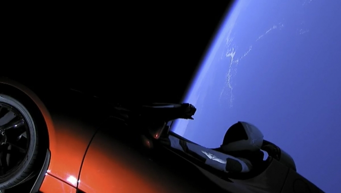 elon musk un mars a araba yollaması
