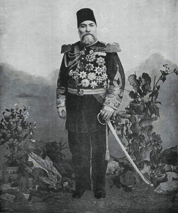 plevne kahramanı gazi osman paşa