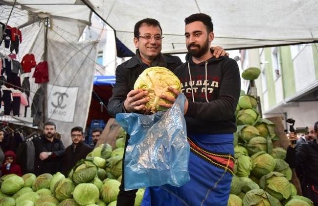 ekrem imamoğlu nun pazar pazar gezmesi