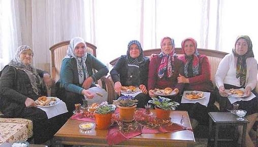 true nickli yazarı evlendirmek