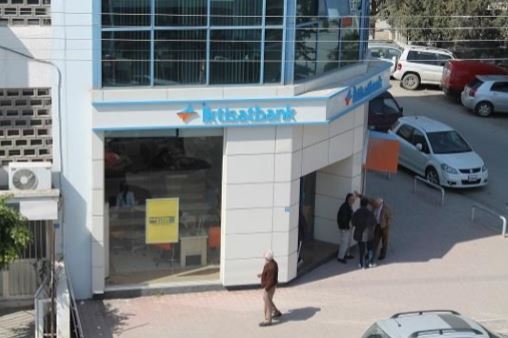 lazolini mimarlik kibris iktisat bankası