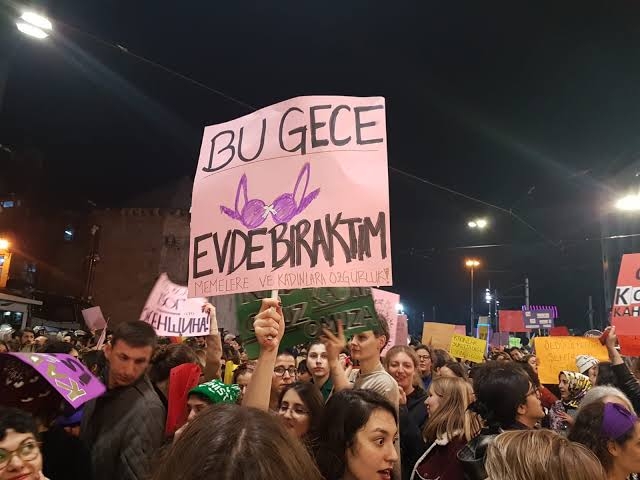feminizmin seks işçiliğini desteklemesi