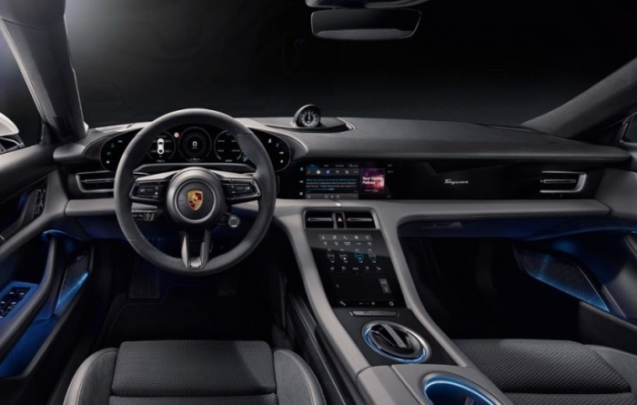 porsche un türkçe isimli elektrikli aracı