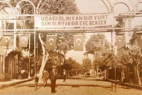 uçağı olmayan bir yurt damı olmayan bir eve benzer