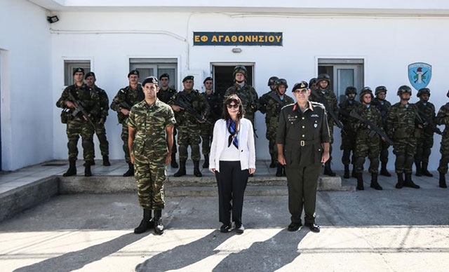 yunan cumhurbaşkanının eşek adasını ziyareti