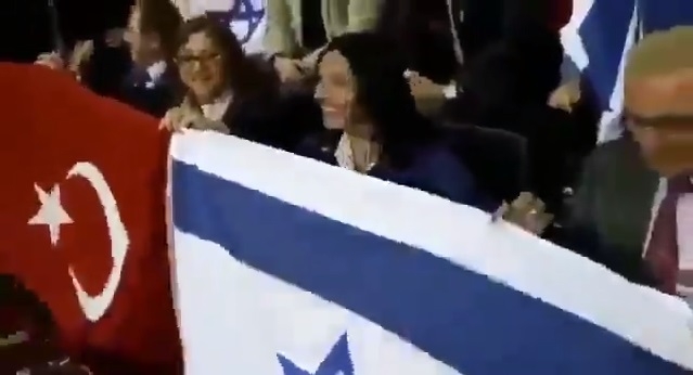 israil bayrağı açan akp li belediye başkanı