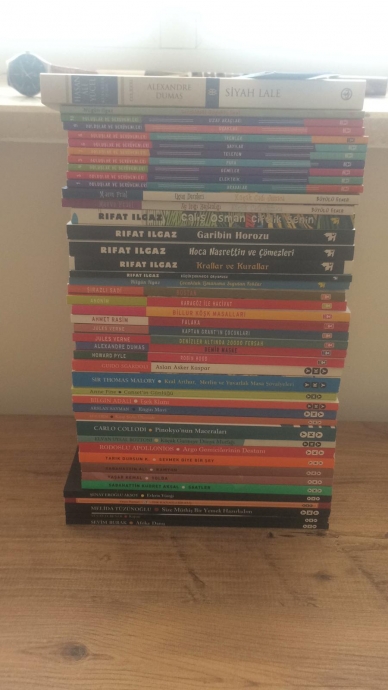 damlasu ilk ve ortaokuluna kitap yardımı
