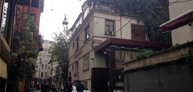350 yıllık caminin yerinde bugün meyhane ve gece kulübü var!