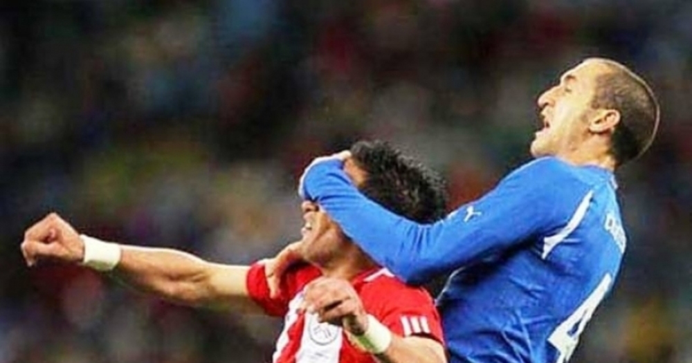 Futbol Sahalarında Yaşanmış Birbirinden Tuhaf 13 Hadise