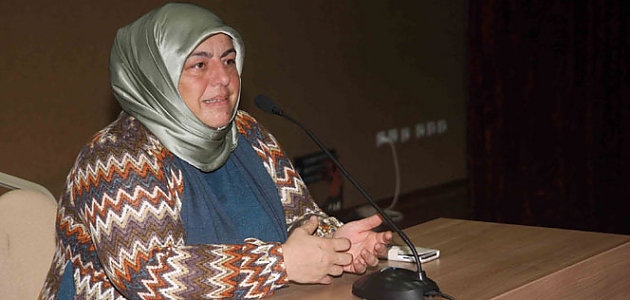 Yeryüzünde kadın olmak konferansı düzenlendi!