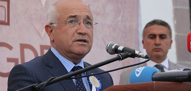 TBMM Başkanı Çiçek: 'Dünyanın en belalı coğrafyası bizim coğrafyamızdır'!