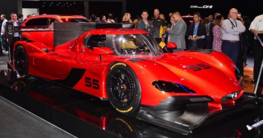 2016 Los Angeles Otomobil Fuarında Görücüye Çıkmış Ağızların Suyunu Akıtacak 32 Model