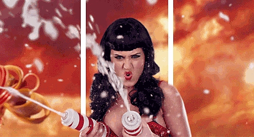 Beyaz Çizgiler Sayesinde Ekrandan Taşıp Tıpkı Üç Boyutluymuş Gibi Duran 21 Eğlenceli Gif