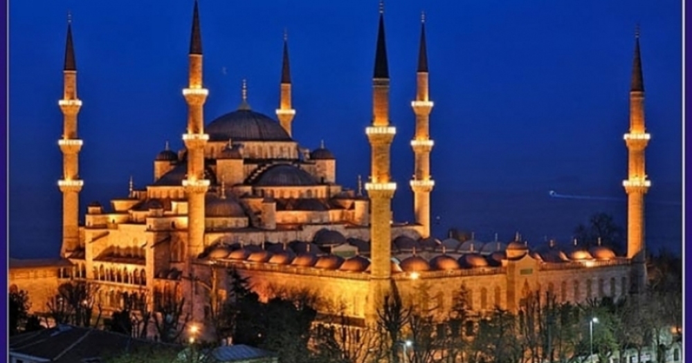 Türkiye'nin Farklı Şehirlerinden Hepsi Birer Mimari Harika Olan 19 Cami