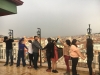 vücutları ile tamam yazan vatandaşlar / #1675645