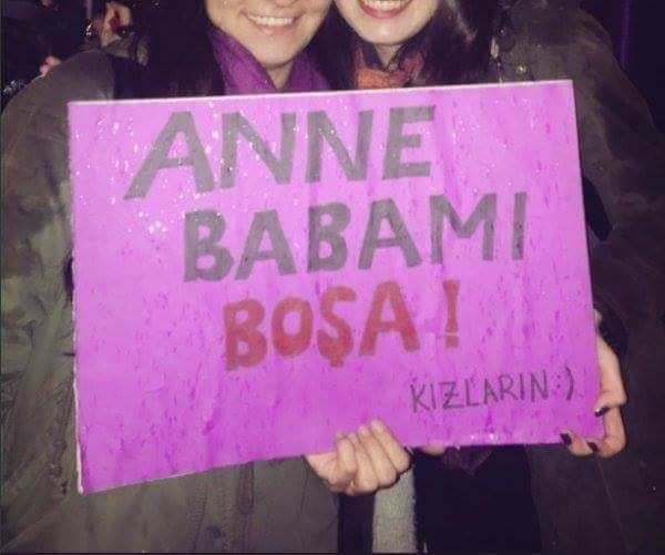 8 mart 2018 kadınlar yürüyüşü ve sapkın pankartlar