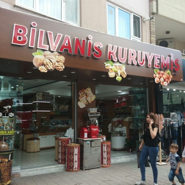 cemaat ve tarikatların dükkan tabelaları