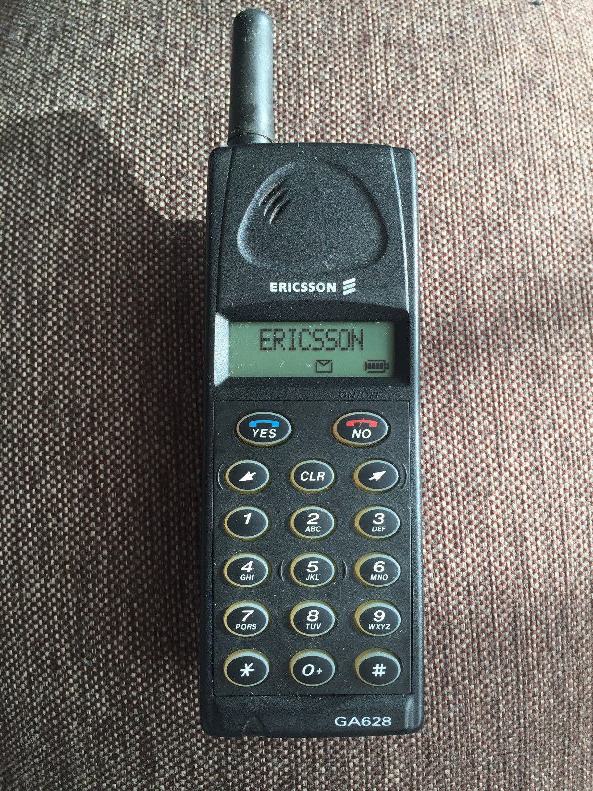 Телефон эриксон с антенной старые фото