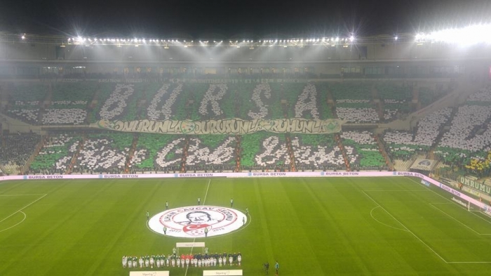 bursaspor taraftarının yaptığı koreografi