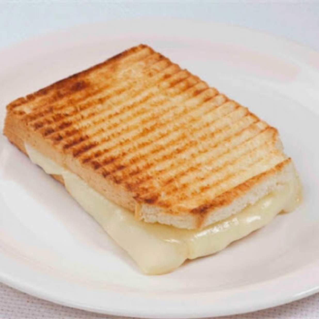 Панини (бутерброд). Sucuklu tost зтп. Бутерброд с ветчиной. Парные картинки tost. Турецкий бутерброд.