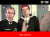 yolda yürürken adım atan insan / #1723821