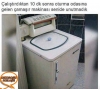 çamaşır makinasının evin içinde gezmesi / #1217629