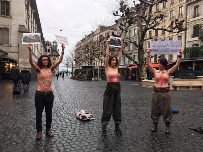 afrin için yapılan çıplak eylem