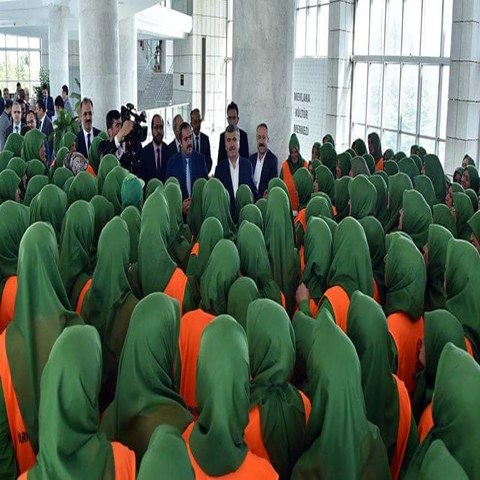 konya belediye başkanına veda eden kadınlar