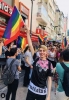 anneannesinin başında yumurta kıran ergen / #2043253