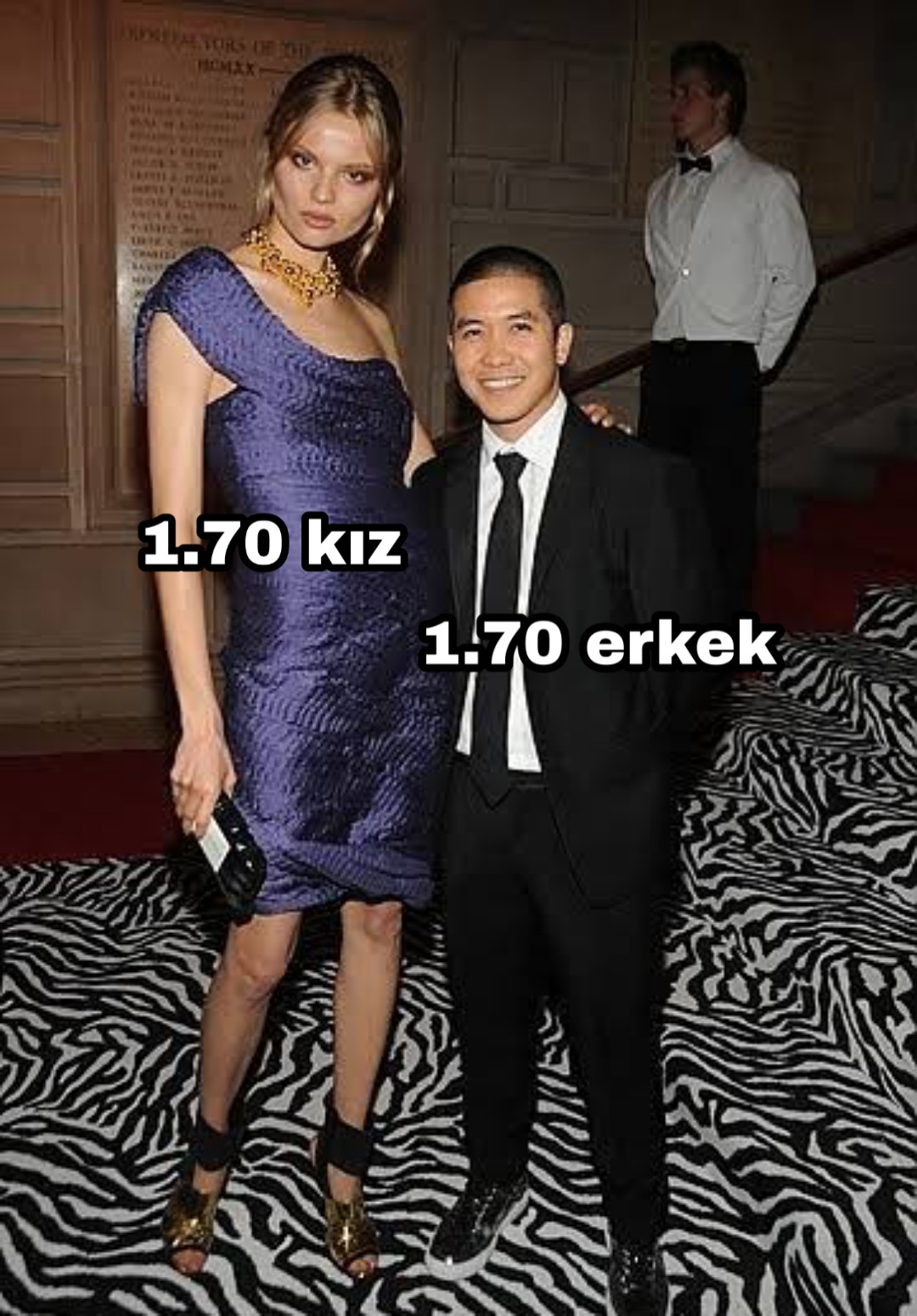 Женщина выше мужчины ростом