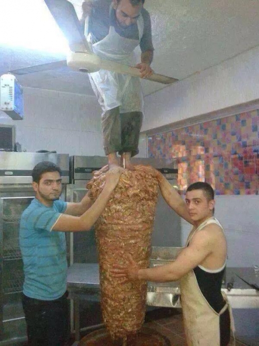 2 tlye tavuk döner ayran