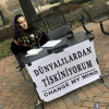 yalnız kaldığında geri dönen arkadaş / #2398909