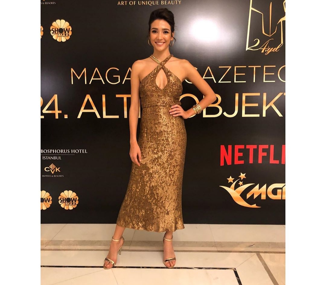 aybüke pusat ın seksi fotoğrafları uludağ sözlük