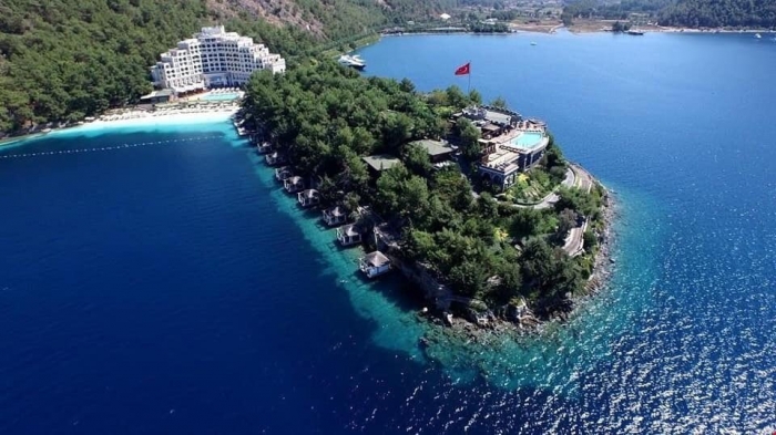fetöcü akın ipek in otelini gökçek aldı iddiası