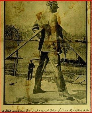 garip atatürk heykeli