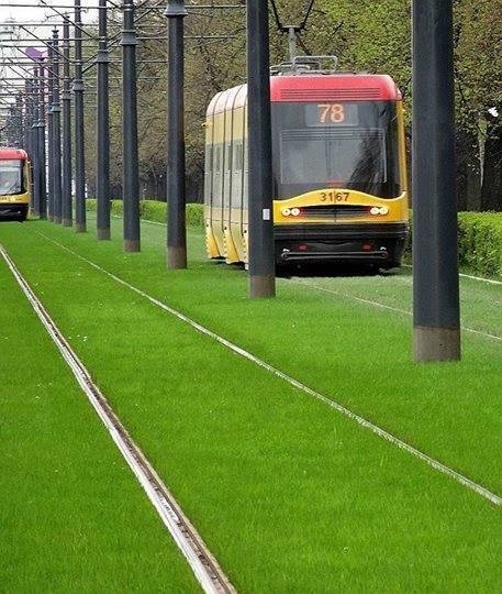polonya da yapılan ilkel tramvay hattı