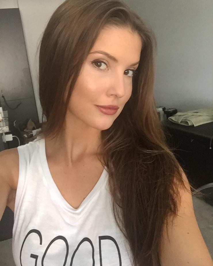 Amanda Cerny.