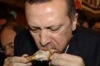 tayyip erdoğan ın ağzını şapırdatarak yemek yemesi
