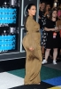 kim kardashian ın hamileyken giydiği elbise