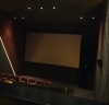 boş sinema salonunda tek başına film izlemek