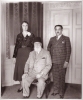 abdülmecid in yanındaki adamın giydiği takım / #1273594