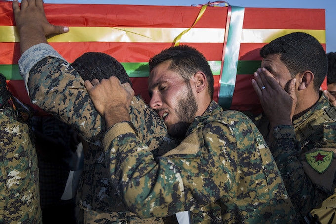 sony dünya fotoğraf ödülünü ypg nin alması