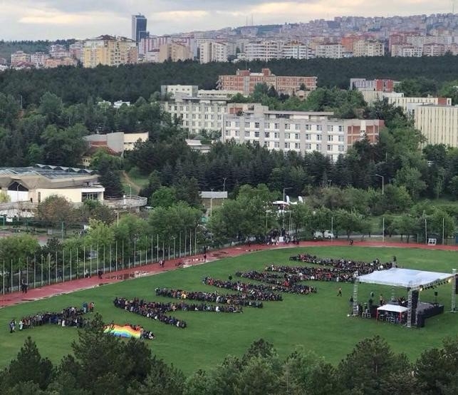 odtü lülerin stadyuma tamam yazması