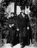 atatürk ün zorla kadınların başını açması / #1671397