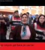 o aşk şiirlerinin bir kadına yazıldığını sanmak / #1747828