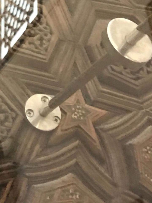 bursa ulucamii minberine sıkılan ağaç vidaları