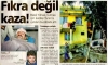 tutması için çatıdan kardeşine buzdolabı atan adam / #1195611