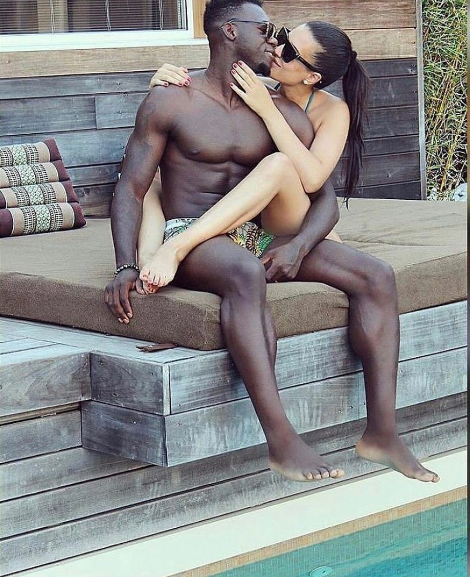 Interracial Sexy Pics Of Heterosexual Couples.